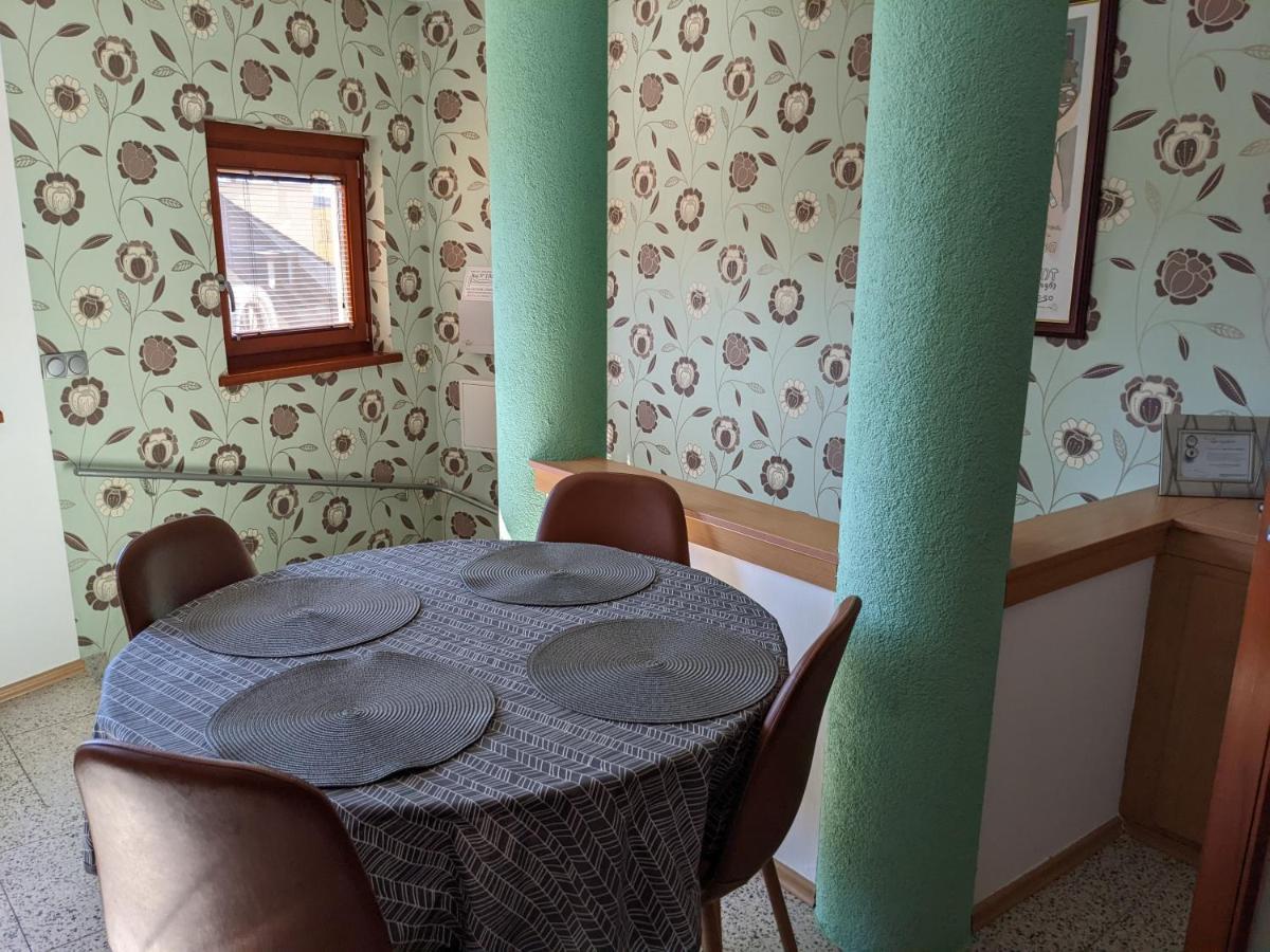 Minaret Apartman Эгер Экстерьер фото