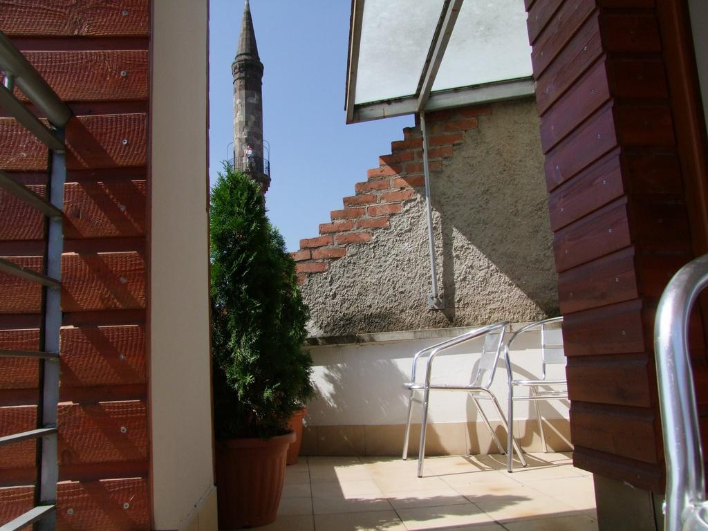 Minaret Apartman Эгер Номер фото